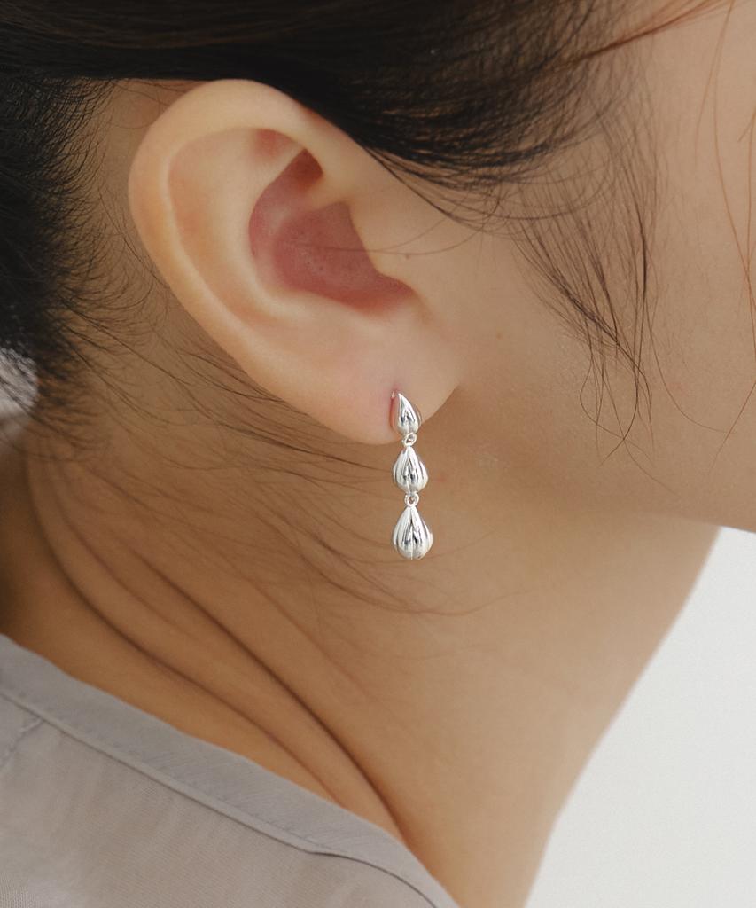 Byweekend Seed Drop Earring