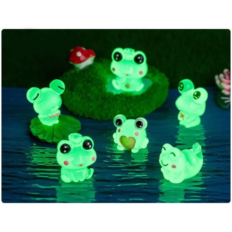 Adorable Glowing Frog Figurines For Car And Desk Resin Craft Decor Accessories