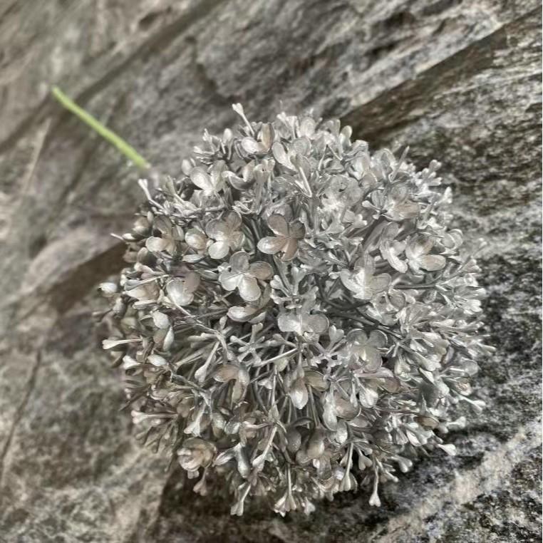 

Giganteum Artificial Allium Plant Bouquet With Durable Plastic Material Gift For Silver