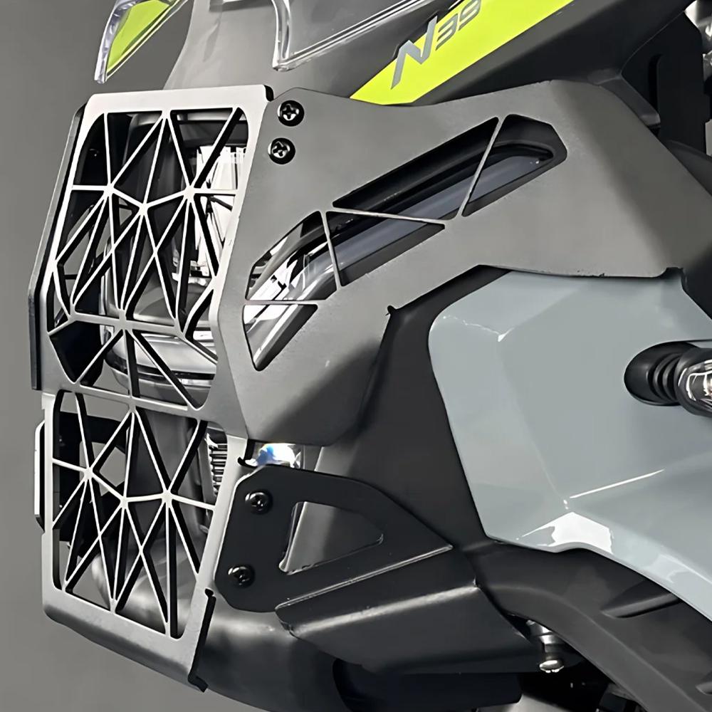 Griglia Paraschizzi Rete Faro Anteriore per Moto Per CFMOTO CF MOTO 450 MT 2024 2025 2026 Protezione Faro Proteggilampada Accessori
