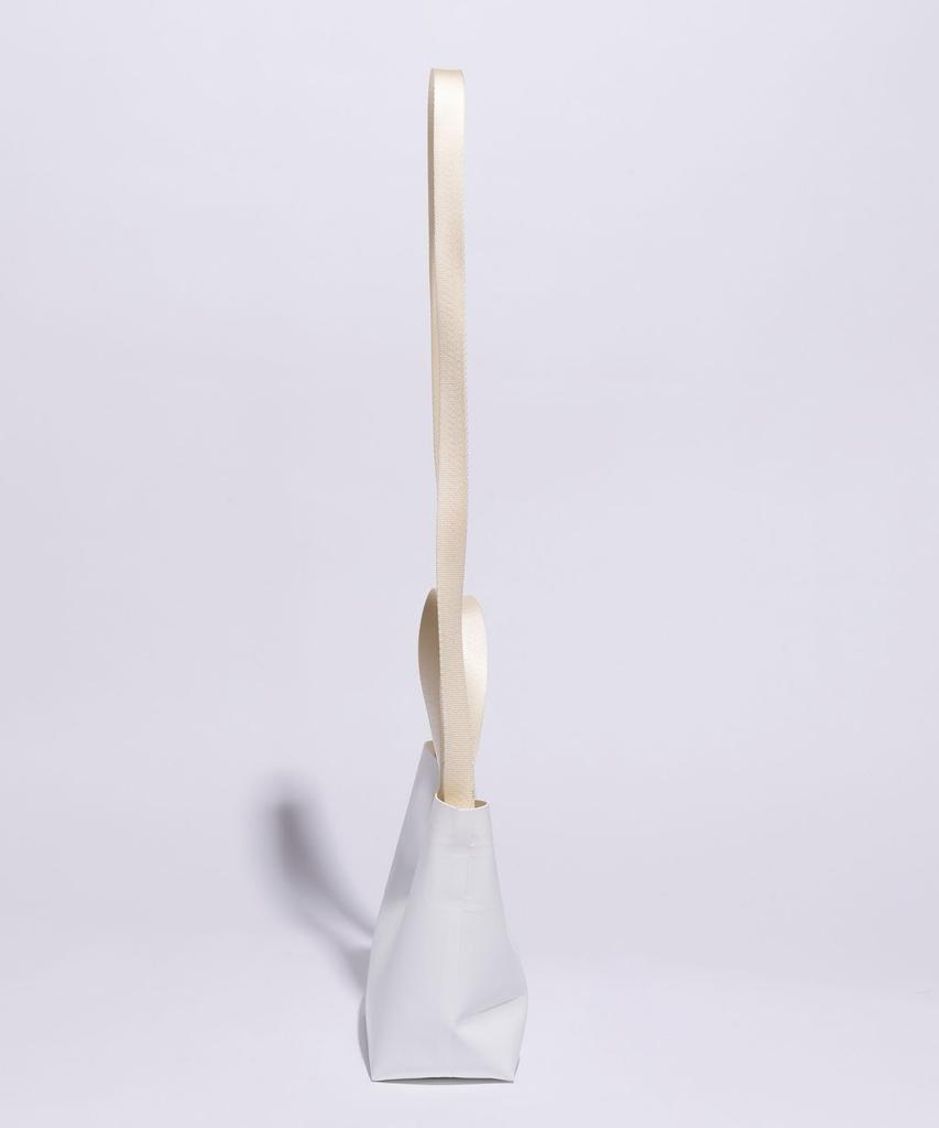 PAPER H FREE White 225500211WHTFREE