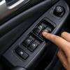 Vehicle Window Control Unit for the Front Left Driver-Side Position, with Reference 10387305, Two Buttons, and One AUTO-Marked Button