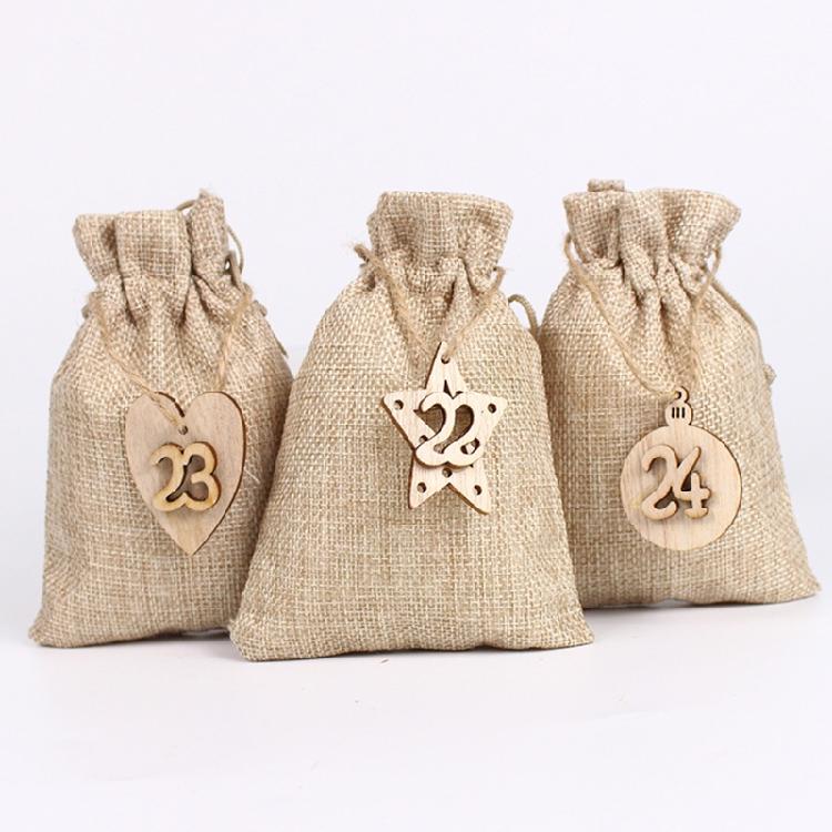 Digital Small Wooden Card Carvings Pendant Suitable for Decorating Living Room