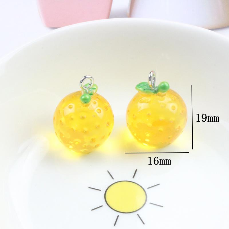 8 ks 3D ovocné hroznové přívěsky pryskyřičné růžové broskvové přívěsky na šperky náušnice klíčenku náhrdelník DIY potřeby pro výrobu šperků