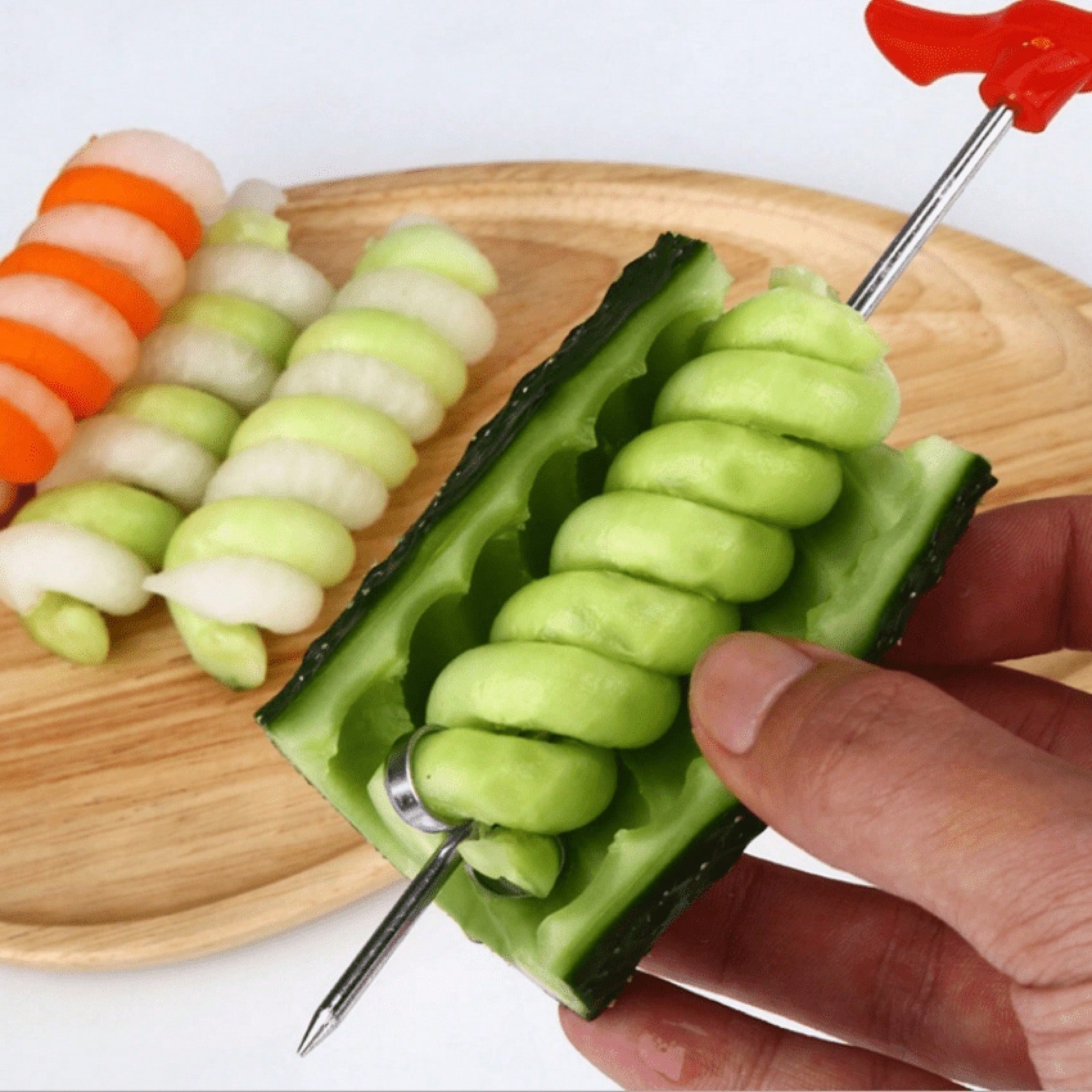 

Stainless Steel Spiral Vegetable Slicer - Manual Cutter for Potatoes, Carrots, Cucumbers - Ideal for Salad Prep & Camping Meals