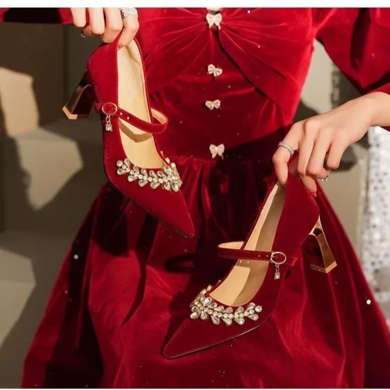 High Heels 2026 New Red Pointed Toe Lace-up Chinese Two-Wear Block Heel Wedding Shoes