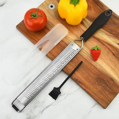 Kitchen Grater 304 Stainless Steel One-Piece Molding Cheese Lemon Zester with Anti-Slip Handle Multi-Function Nutmeg Ginger Grater