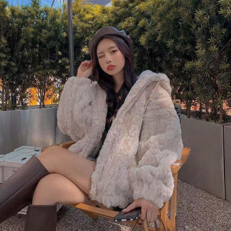 Lamb Wool Imitation Fur Coat Women's New Winter Cotton Thickened Lazy Wind Hooded Cardigan Sweater