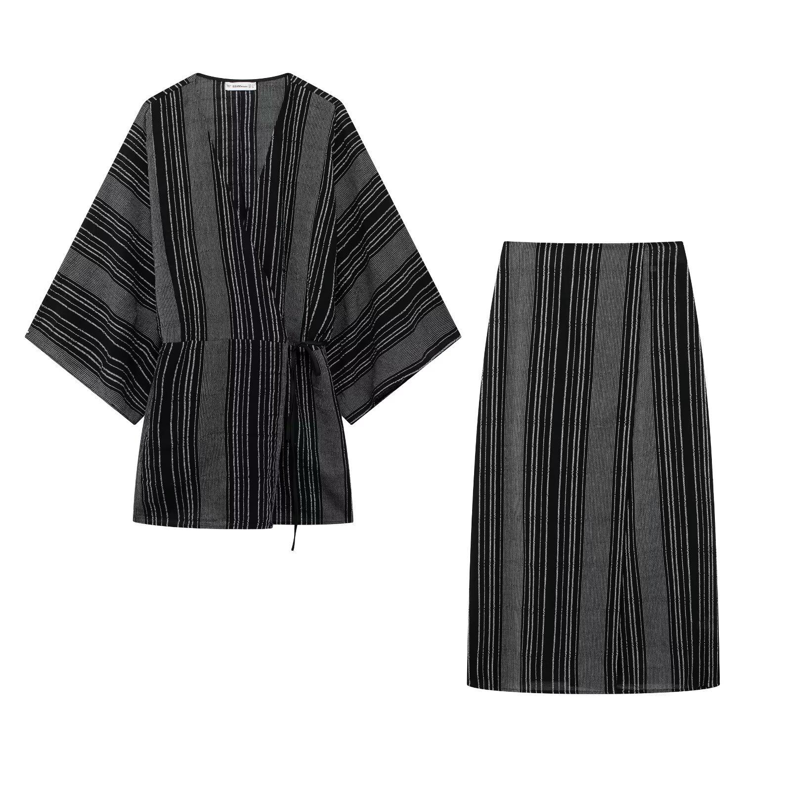 

2025 V-Neck Striped Embroidered Shirt Coat + Casual Skirt Set M