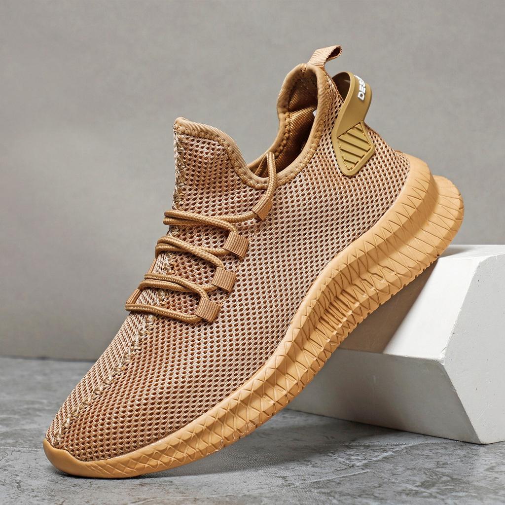 Men Shoes Breathable Mesh Running Shoes Slip On Walking Sneakers For Men Tennis Sports Shoes