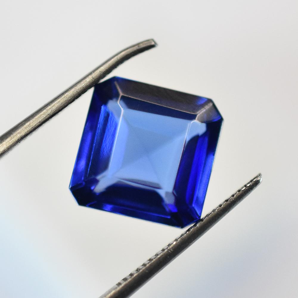 Zertifizierter, 10x10 mm großer, quadratisch geschliffener, natürlicher blauer Saphir (loser Edelstein) für Hochzeiten