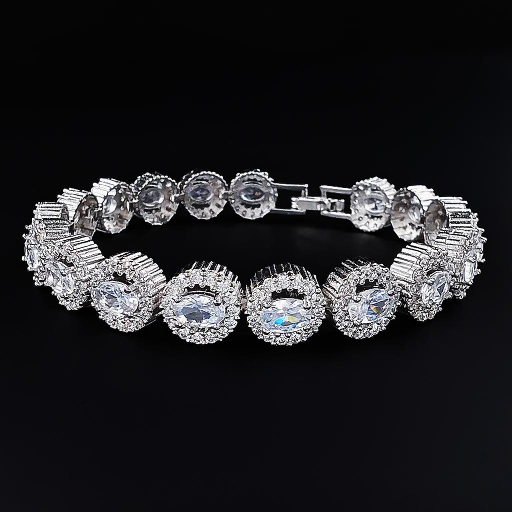 Mode Prinzessin Armreif Armband für Damen Jahrestag Geschenk Schmuck s7190