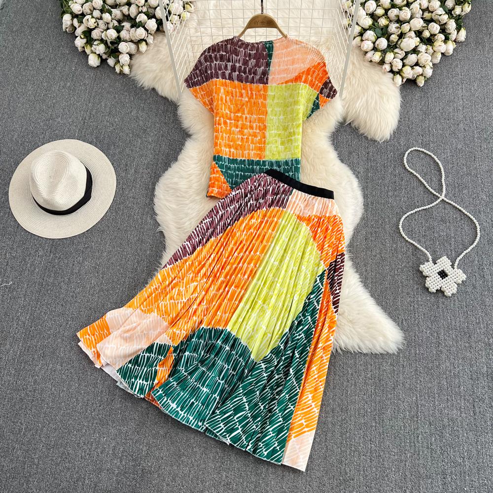 Ladies Fashion Set Crew Neck Slim Short Top Two Piece High Waist Printed A-Line Pleated Skirt