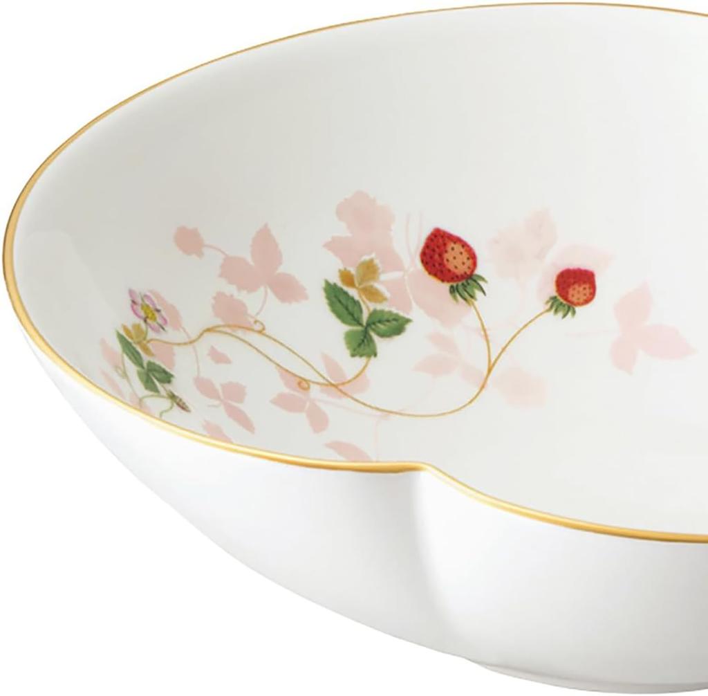 Wedgwood Official Wedding Gift Wild Strawberry Marriage Bowl 20 x 18 x 5 Wedding Gift for the Bride and Officially Imported Wrapping (Small) cm,