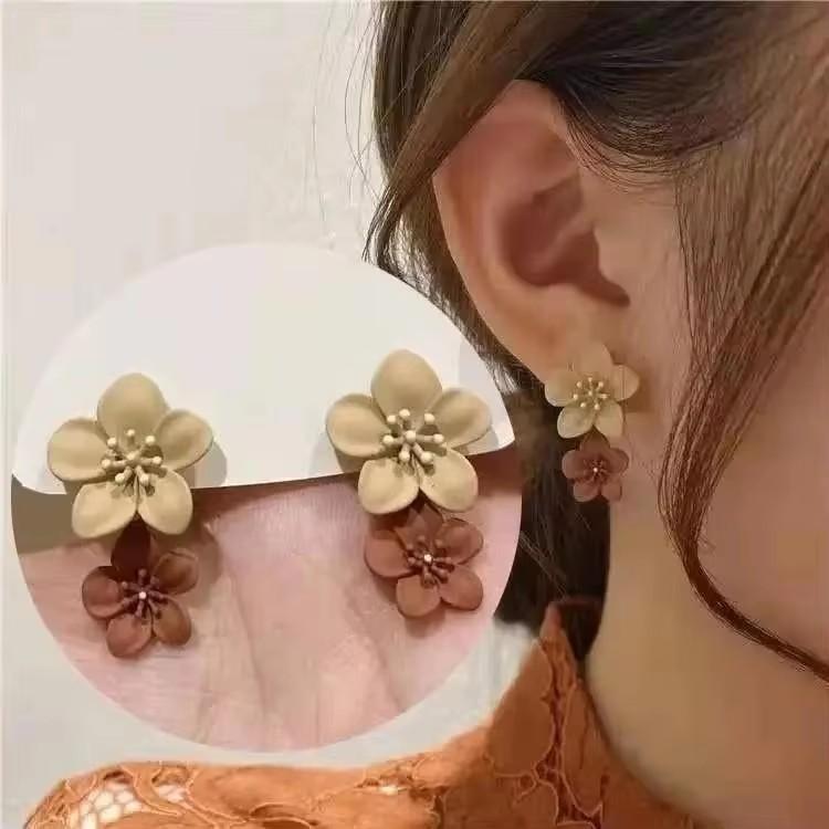 925 Silver Needle Korean Fashion Zircon Geometric Earrings For Women Jewelry Trending Luxury Crystal Cross Stud Earrings