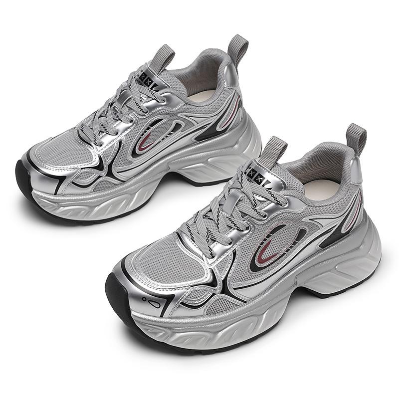 Summer New Dad Shoes Thick Sole Heightened Versatile Women's 2025 Popular Casual Shoes Soft Sole Not Tired Feet Sports Shoes