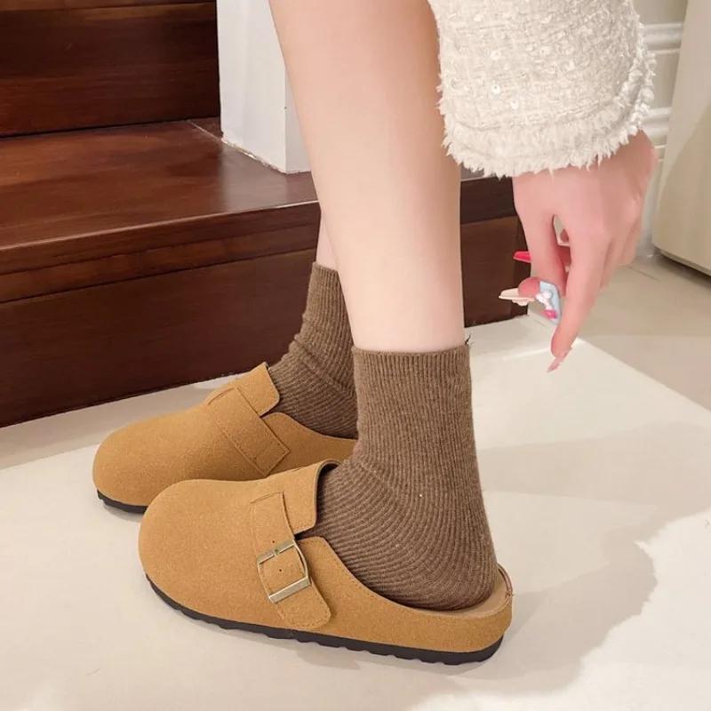 

Модные теплые сабо из пробки для женщин и мужчин, модные кожаные мюли, удобные туфли-картошки с поддержкой свода стопы для дома и улицы, плоские шлепанцы 43 коричневый