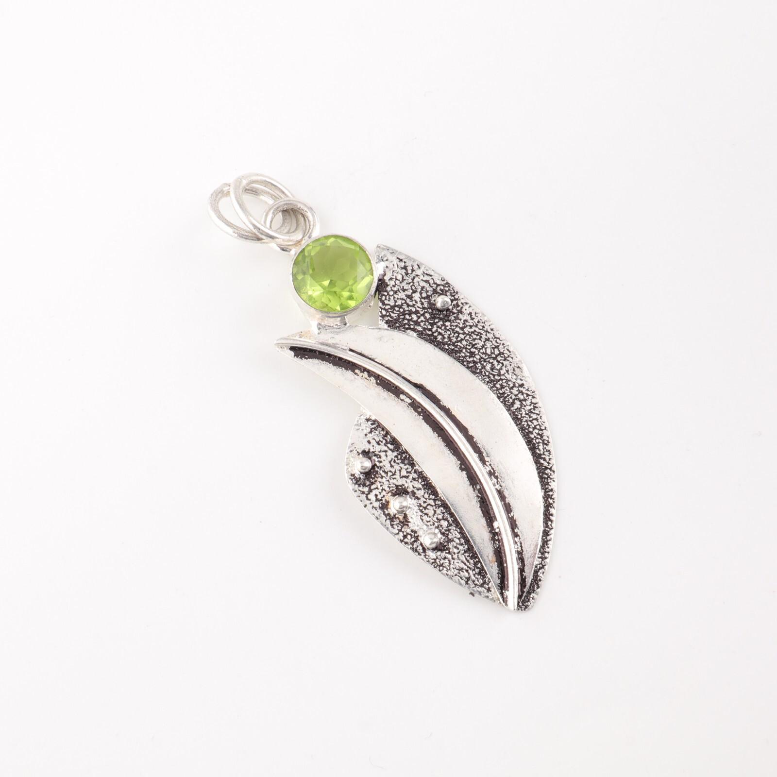 

Rare Peridot Gemstone 925 Sterling Silver Jewelry Handmade Pendant Gift For Her PP-36-3