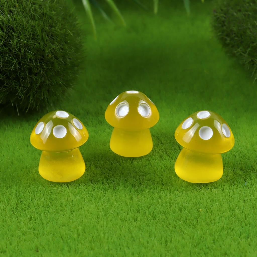 Mini Transparent Mushroom Ornaments for Moss Gardens and Balcony Potted Plants
