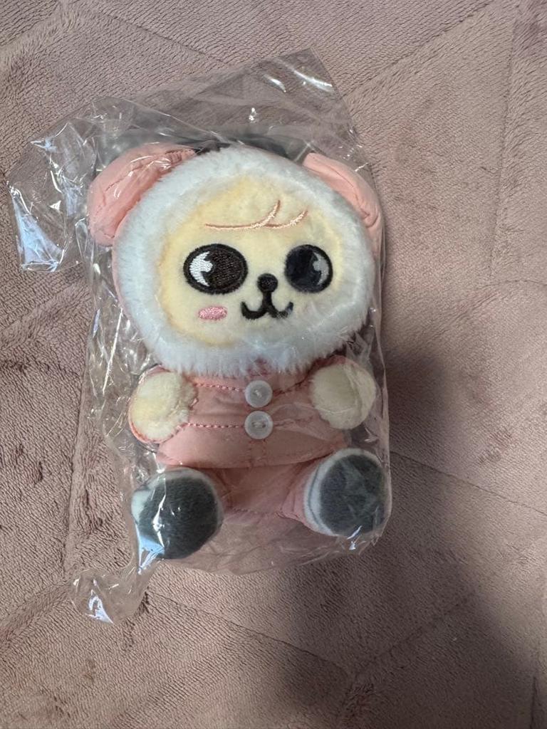 [USED] Straykids Seungmin Mascot Charm SKZOO Smartphone Holder