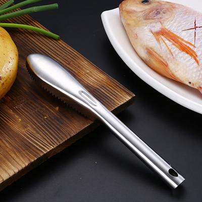 Scale Scraper Stainless Steel Ergonomic Handle Fish Scale Remover Sharp Sawtooth Fish Skin Scaler for Home Kitchen