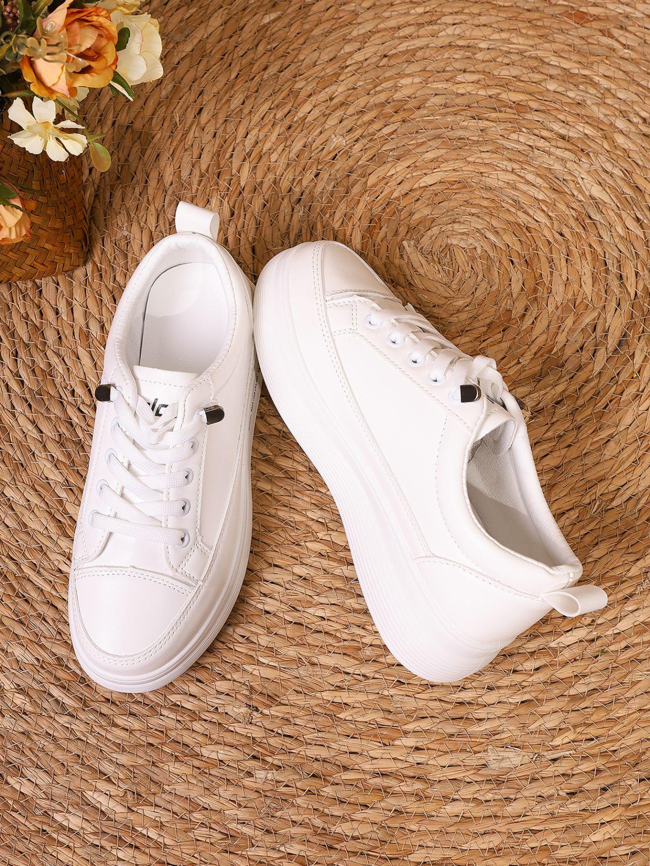 

Простые и модные белые туфли на подошве маффин весна и осень 2024 года, новая толстая подошва, подчеркивающая красоту повседневной универсальной спортивной обуви 40 белый