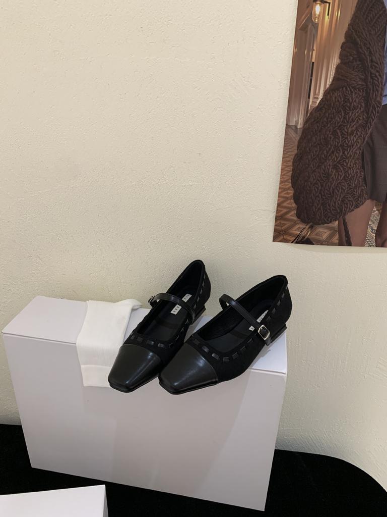 2025 French Retro Thick Heel New Shoes Mao Mao Shoes Outer Wear Spring and Autumn Word with Low Heel Mary Jane Single Shoes Women