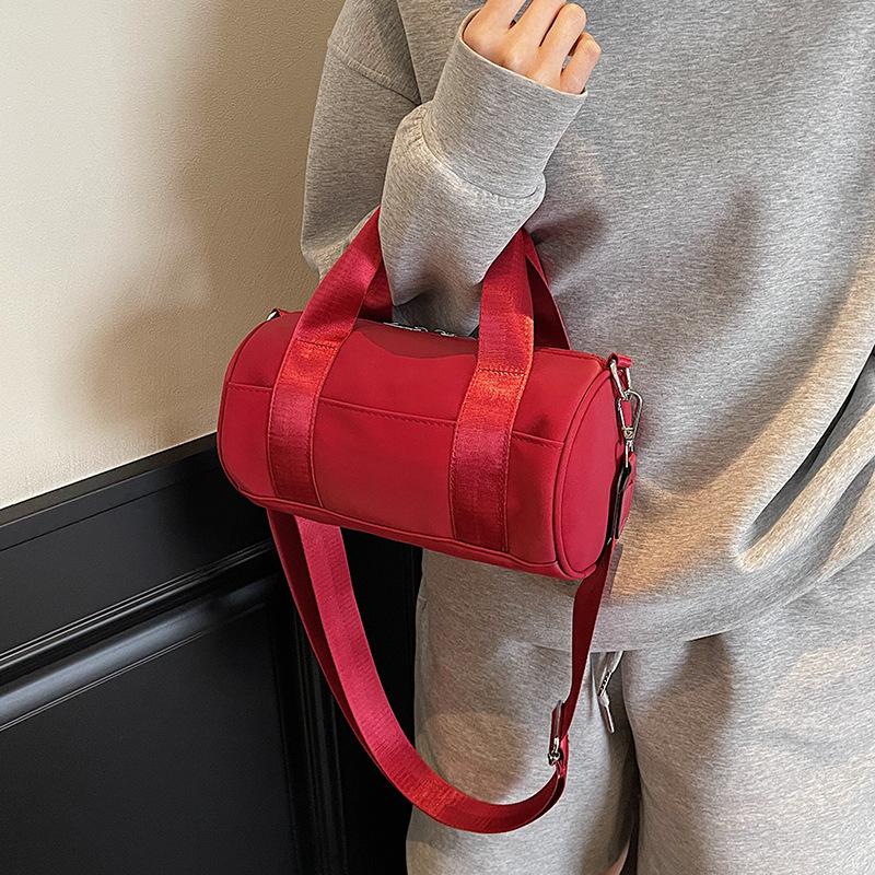 2025 Spring New Korean Niche High-end Pillow Bag Messenger Bag Cute Small Bag Commuter Boston Bag