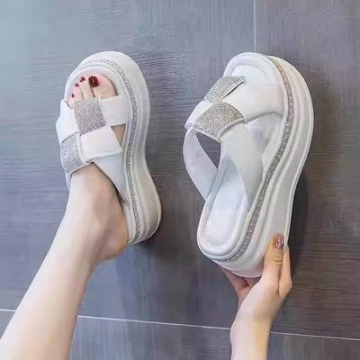 Damenschuhe – Sandalen