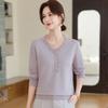 Mom's autumn dress bottoming shirt, age-reducing elderly women's loose knitted sweater, middle-aged women's top