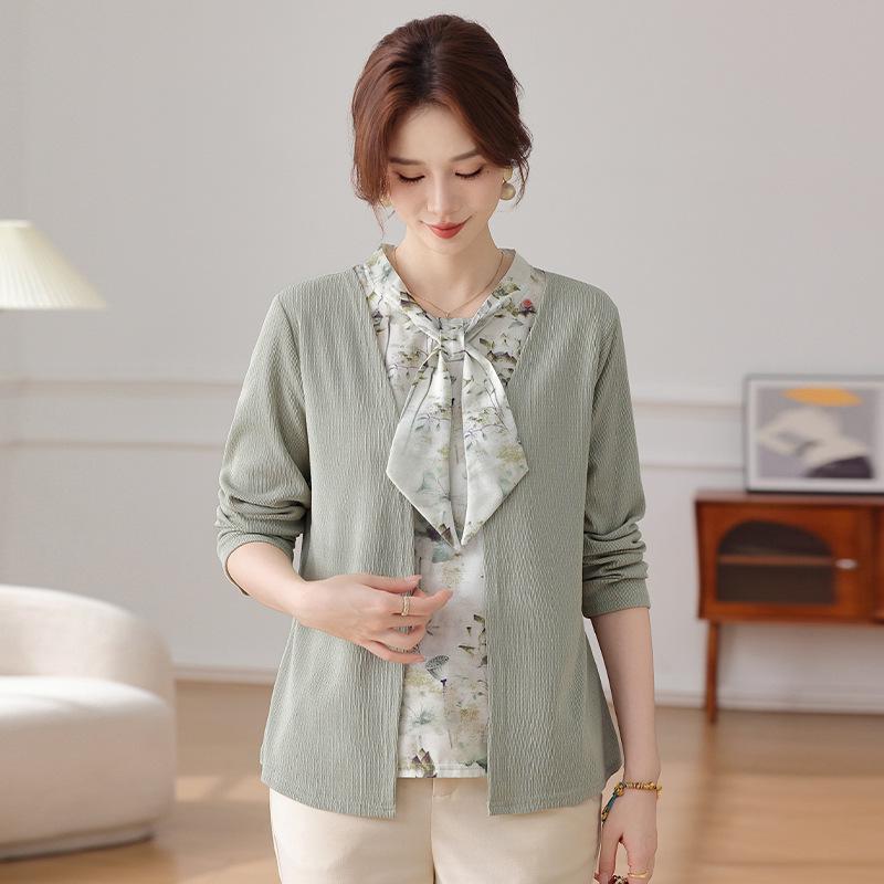 

Stylish Two-Piece Fake Layer T-Shirt with Ties, Long-Sleeve: Ideal for Middle-Aged Women, Perfect for Spring and Autumn. 2XL [Weight 105-120 kg]