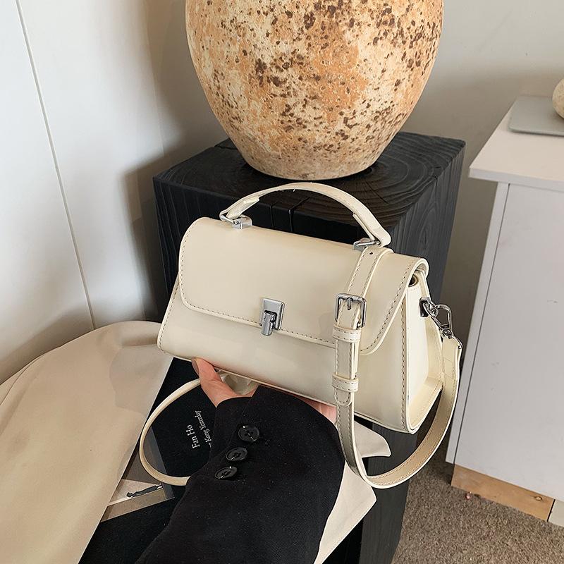 High-end Women's Bags, New Fashion Niche Design, Shoulder Messenger Bag, Retro Handbag.