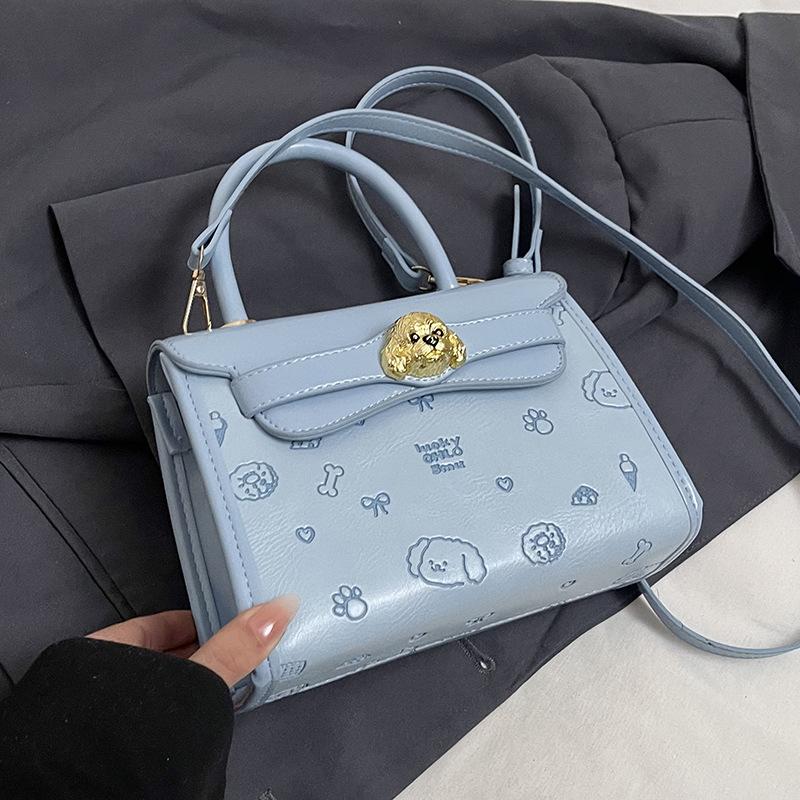 

Spring and summer popular fashion graffiti embossed small square bag niche design sweet temperament ins style versatile messenger bag woman