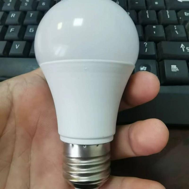 2pcs Full Spectrum Grow Light A19 Bulb 11W E26 Grow Lights for Indoor Plants Flowers Greenhouse Indore Garden Hydroponic Lamp