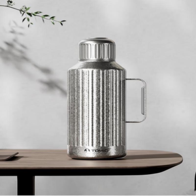 TOMIC Большой Классический Титановый Термос-Кувшин с Механическим Дисплеем Температуры
