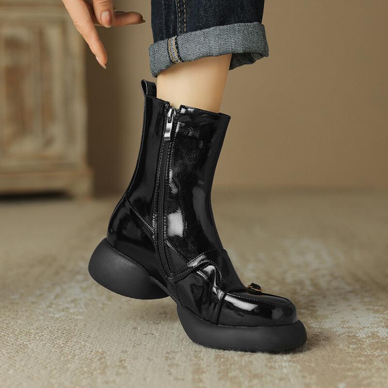 Autumn and Winter Women's Platform Fashion Boots Side Zipper Large Size Round Head Women's Boots New Rubber Sole Patent Leather Medium Boots Women