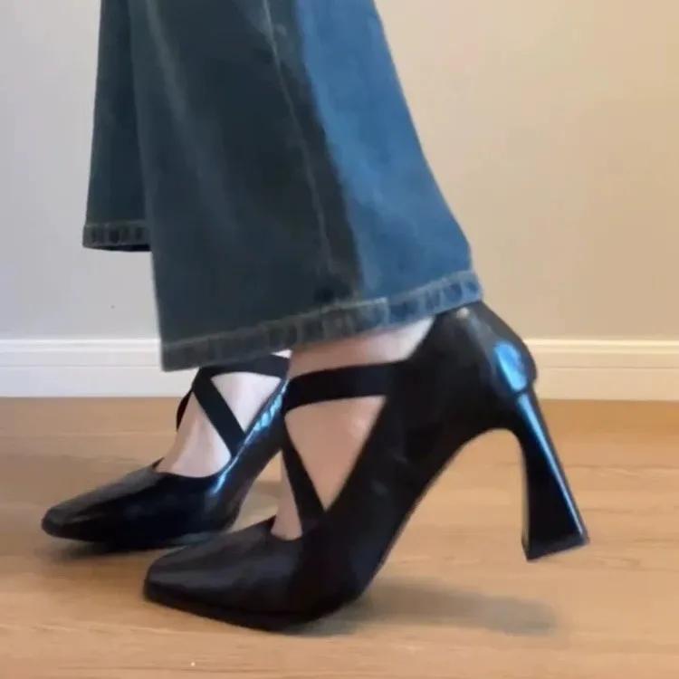 Fashion 2025 Spring And Summer New Cross Elastic Band Retro Thick Heel Mary Jane One Foot High Heels Women Singles Pointed Ballet Shoes