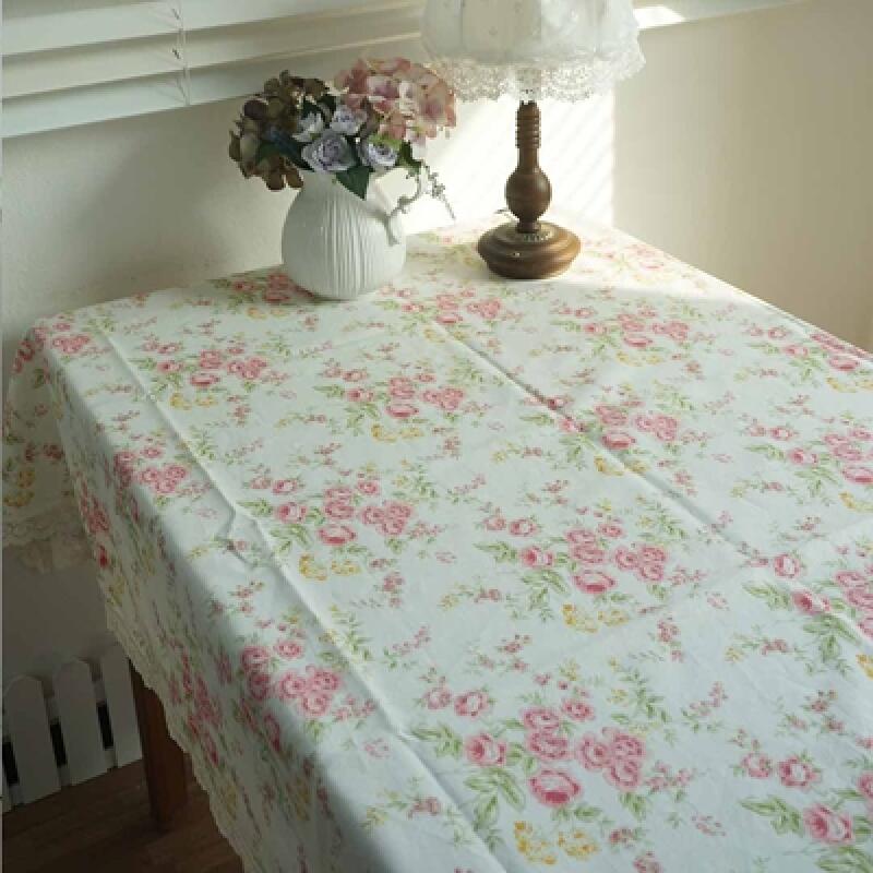 Romantic Breeze Tablecloth 130x180 ivory