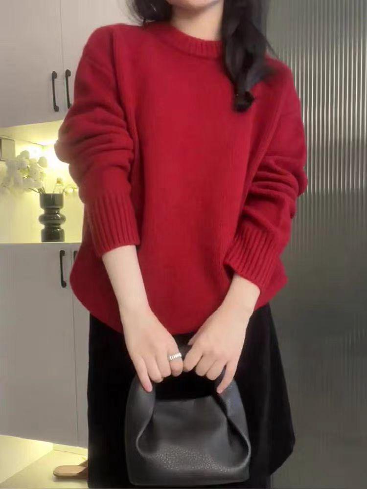 Women's Wool Round Neck Sweater - European Style, Soft Thick Knit for Autumn/Winter.