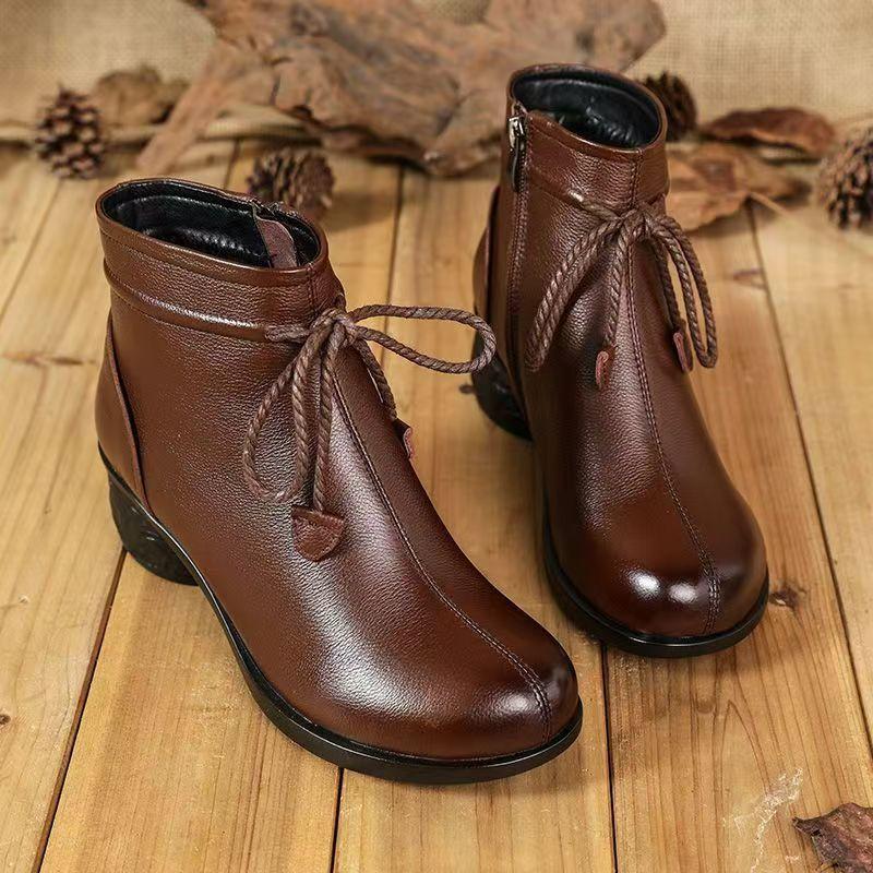 

Кожаный бархат зимние женские хлопковые ботинки новые теплые и нескользящие материнские хлопковые ботинки для среднего и пожилого возраста на плоской подошве теплые хлопковые туфли женские 40 темно-коричневого