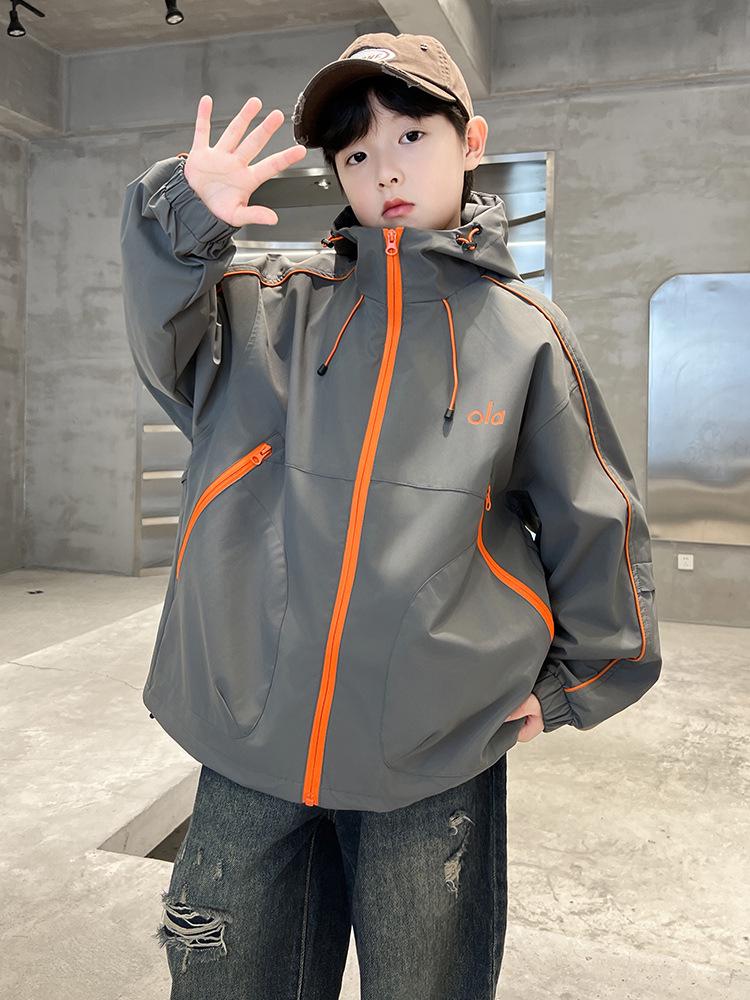 Boys' Trendy Hooded Windbreaker for Medium & Large Children - 2026 Spring/Autumn Fashion Jacket