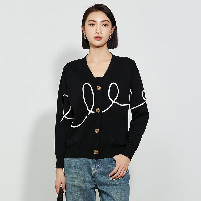 

TATU Women s Colorblock Striped Knit Long-Sleeve Sweater M