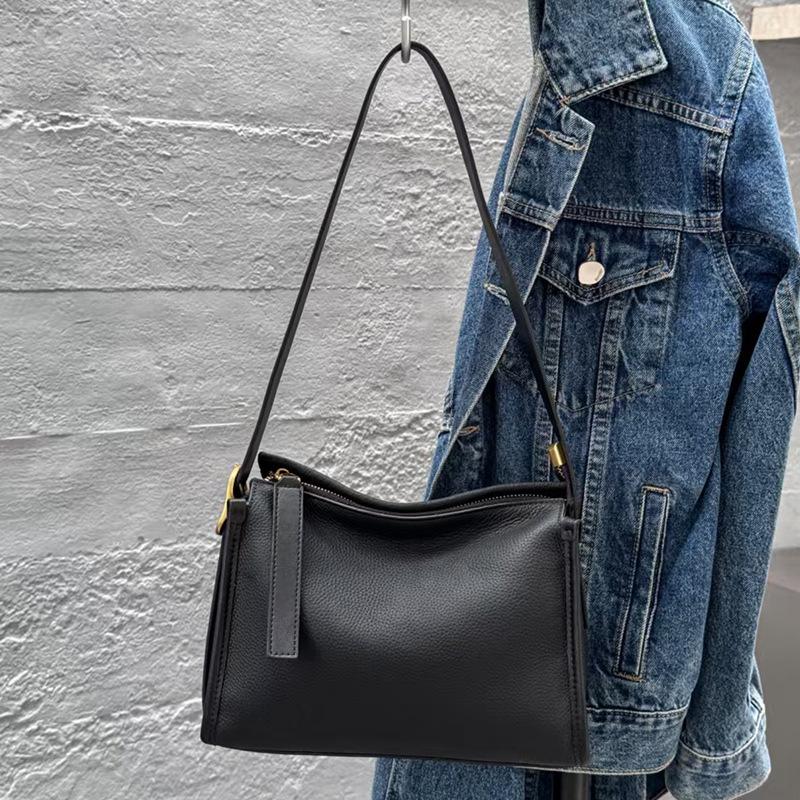 Genuine Leather Underarm Bag for Women 2025 New Fashion Pillow Bag Commuting Versatile Single Shoulder Crossbody Bag Top Layer Cowhide Women's Bag