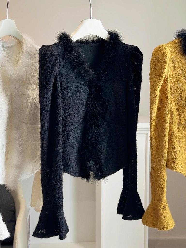 Women's Autumn/Winter French Flared Sleeve Lace Plush Shirt with Padded Bust, Velvet, Thickened, Waist-Cinched, Inner Layer Base Top