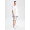 Kurz geschnittene Slim-Fit-Shorts