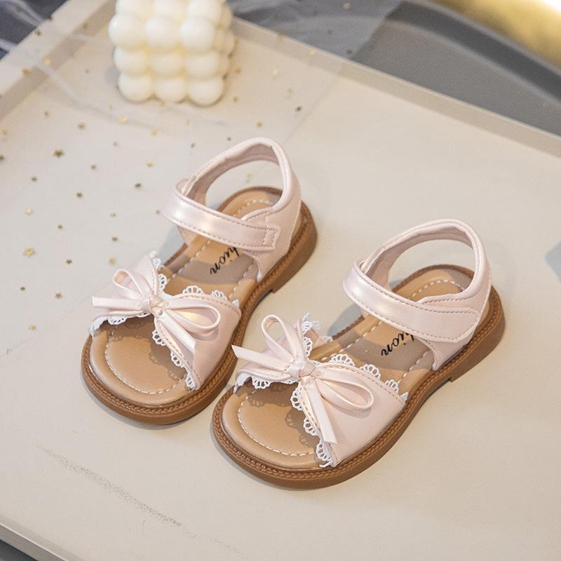 Cute Lace Bow Princess Sandals for Girls, Korean Style, New Summer Collection, Soft-soled Beach Shoes for Little Girls, Trendy