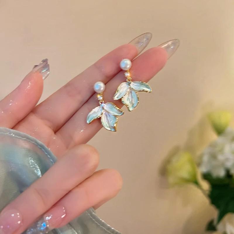 Unique 925 Silver Butterfly Zircon Pearl Stud Earrings for Women - High-End Fashion Jewelry