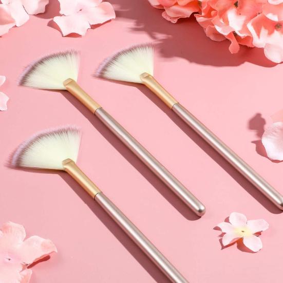 Yousheng 1/2/3/4/5Pcs Facial Fan Brush with Wooden Handle Women Makeup Brush Soft Fluffy Bristles Esthetician Facial Mud Clay Applicator Brush Tools