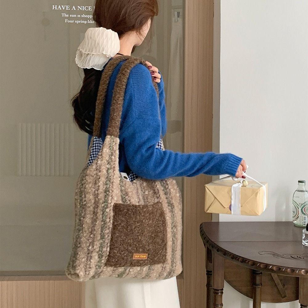 Plaid Printed Plush Shoulder Bag Creative Striped Tote Bag Gift Women's Shopping Bag  Outdoor