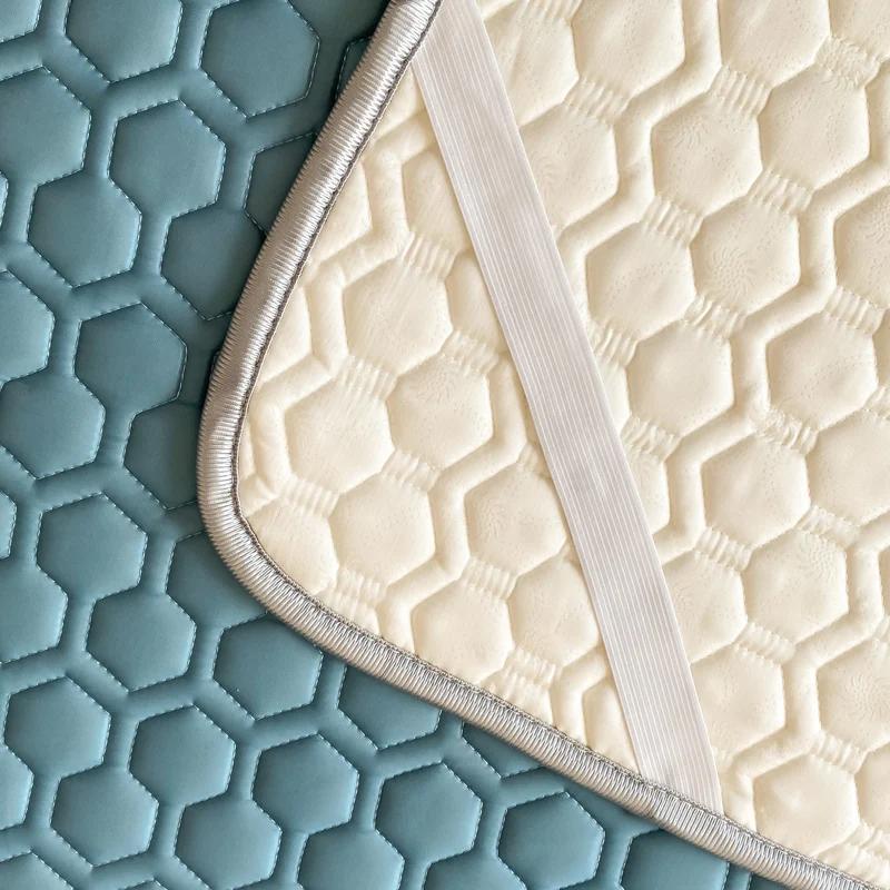 Soft Thicken 4mm Latex Filling Summer Bed Mat and Pillowcase Smooth Cool Feeling Bed Sheet Set Sleeping Cooling Mats Ice Silk